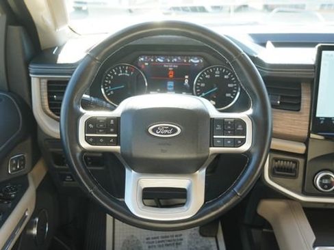 Used 2024 Ford Expedition Limited image 18