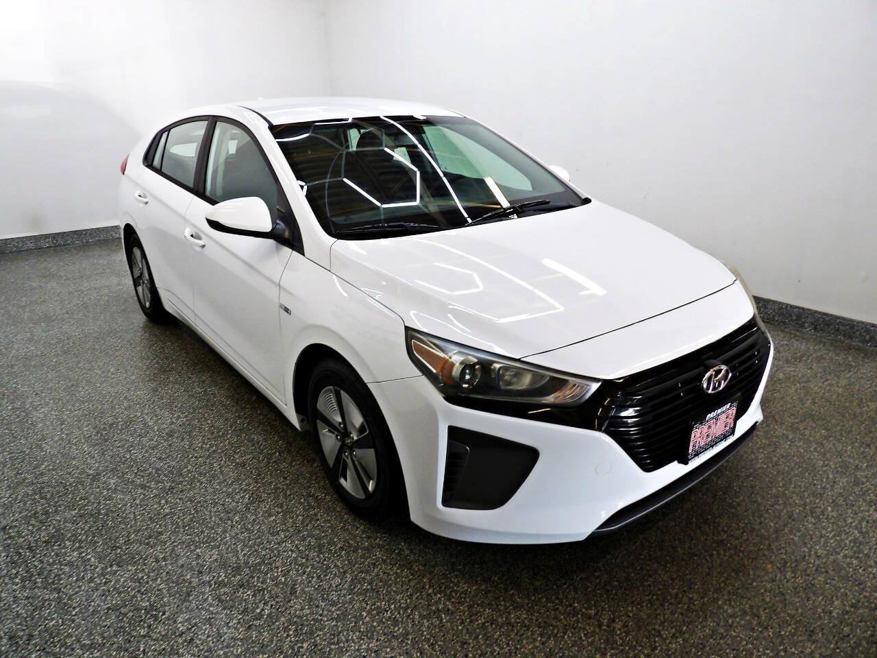Used 2019 Hyundai Ioniq Blue FWD image 3