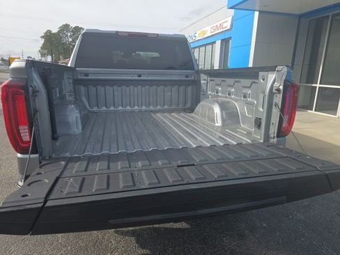 Used 2025 GMC Sierra 1500 SLT image 37
