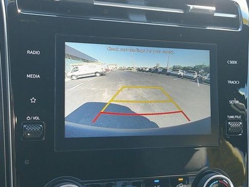 Certified 2024 Hyundai Santa Cruz SE image 12