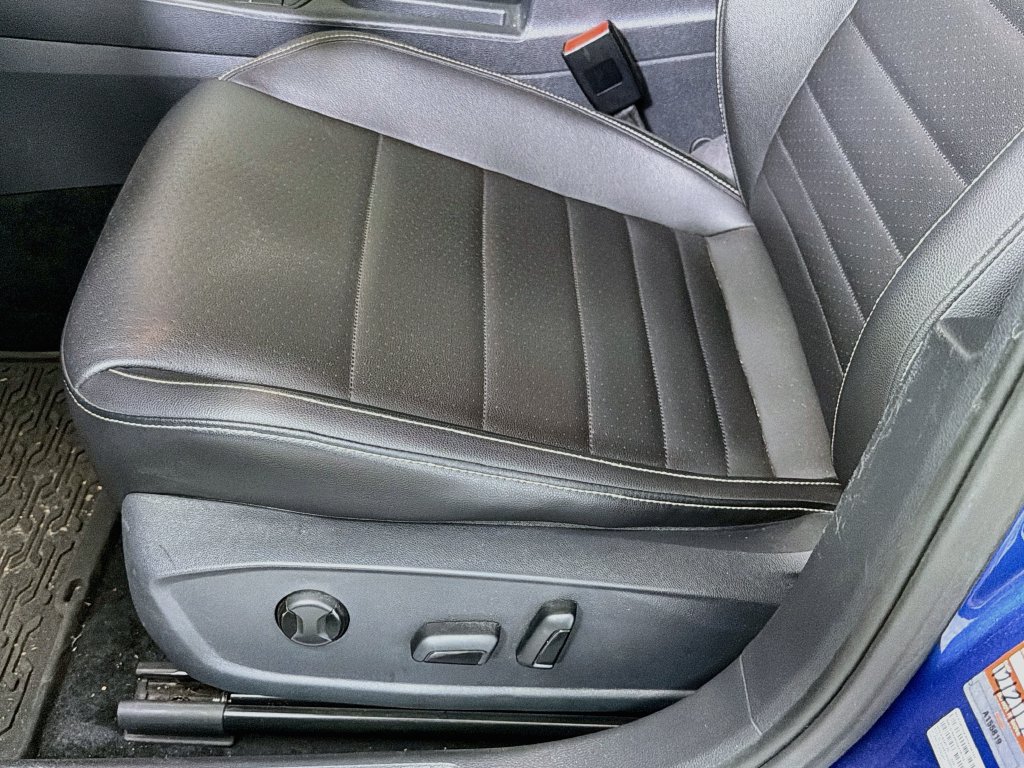 Used 2024 Volkswagen Jetta SE FWD image 22