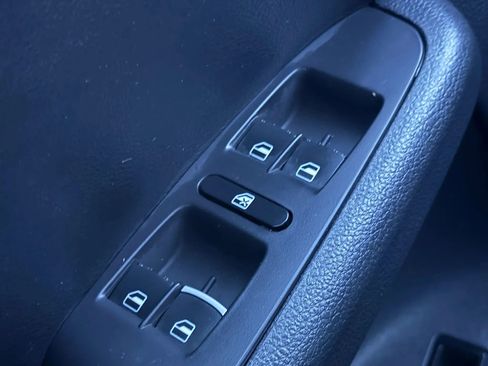 Used 2013 Volkswagen Jetta TDI image 23