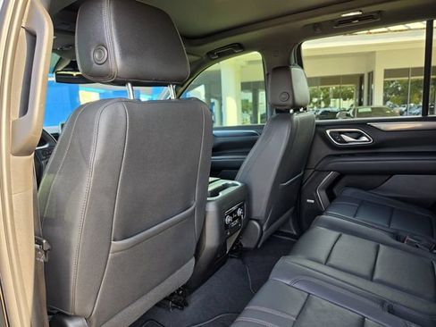 Used 2023 Chevrolet Tahoe RST AWD/4WD image 12