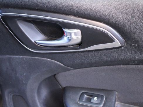 Used 2016 Chrysler 200 LX image 13