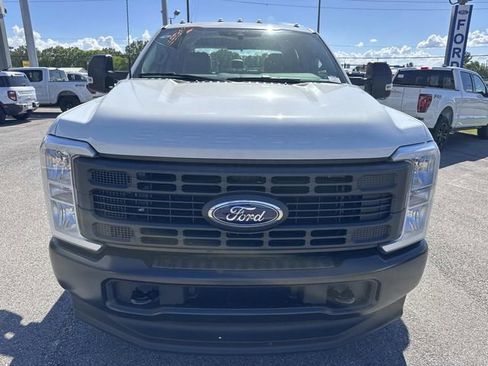 New 2026 Ford F250 XL image 2