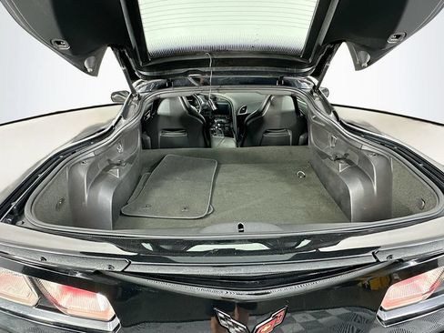 Used 2015 Chevrolet Corvette Z06 w/ 2LZ Preferred Equipment Group RWD image 25
