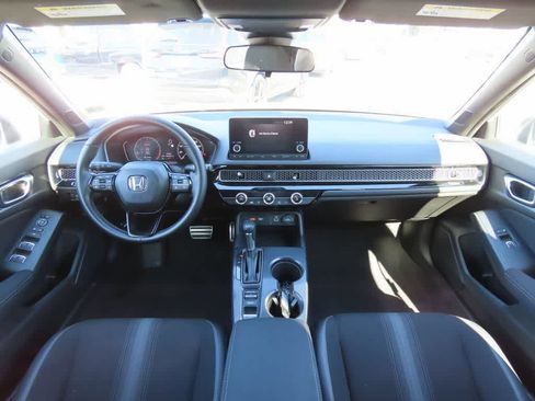 Used 2023 Honda Civic Sport image 17