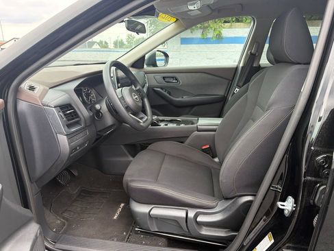 Used 2023 Nissan Rogue S FWD image 16