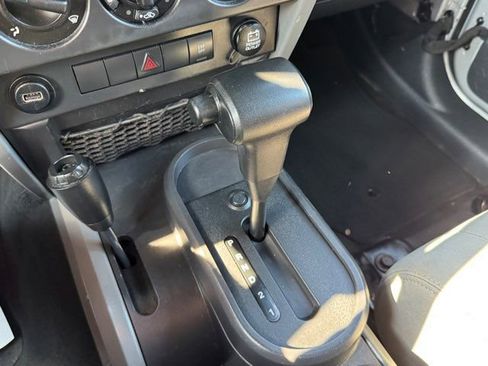 Used 2009 Jeep Wrangler X image 16