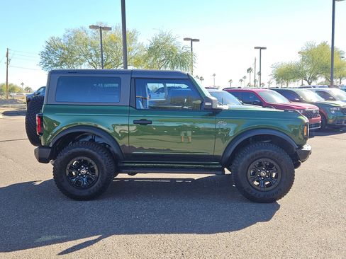 Used 2023 Ford Bronco Wildtrak image 4