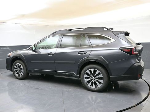 Certified 2025 Subaru Outback Limited image 7