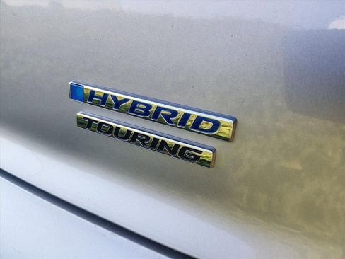 Used 2024 Honda Accord Touring image 6