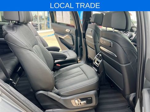 Used 2024 BMW X7 M60i w/ Executive Package AWD/4WD image 19