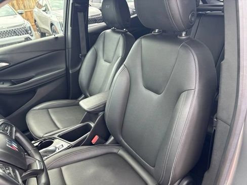Used 2024 Buick Encore GX Sport Touring FWD image 25