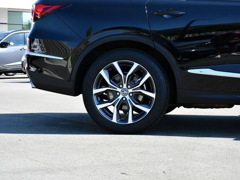 Used 2023 Acura MDX w/ Technology Package AWD/4WD image 14