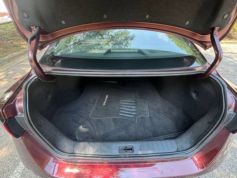 Used 2025 Nissan Sentra SV FWD image 25