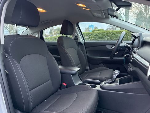 Used 2021 Kia Forte LXS image 22