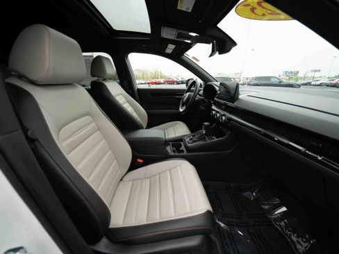 Used 2025 Honda CR-V Sport Touring image 27