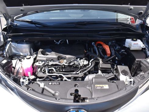 Certified 2024 Toyota Sienna LE AWD/4WD image 27