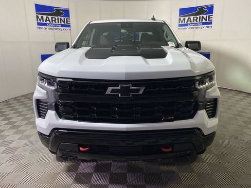 Used 2025 Chevrolet Silverado 1500 LT Trail Boss w/ Convenience Package II AWD/4WD image 12