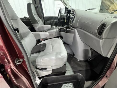 Used 2007 Ford E-350 and Econoline 350 XLT image 11