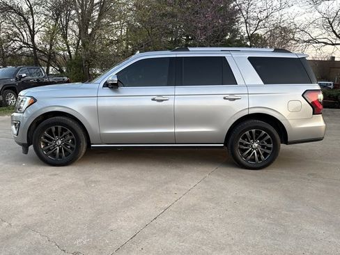 Used 2020 Ford Expedition Limited w/ Equipment Group 301A image 3