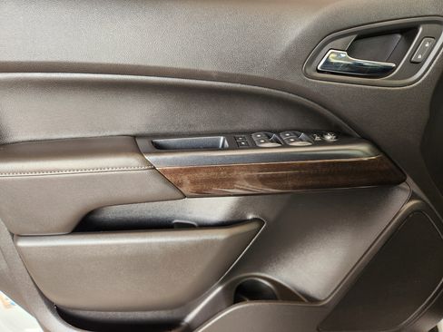 Certified 2018 GMC Canyon SLT w/ Driver Alert Package image 22