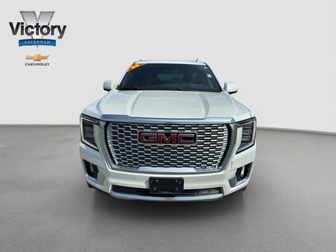 Used 2022 GMC Yukon Denali AWD/4WD image 2