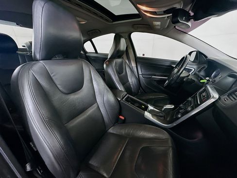 Used 2013 Volvo S60 T5 image 28