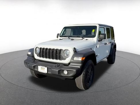 Used 2025 Jeep Wrangler Unlimited Sport AWD/4WD image 7