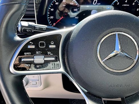 Certified 2022 Mercedes-Benz GLE 350 4MATIC image 19