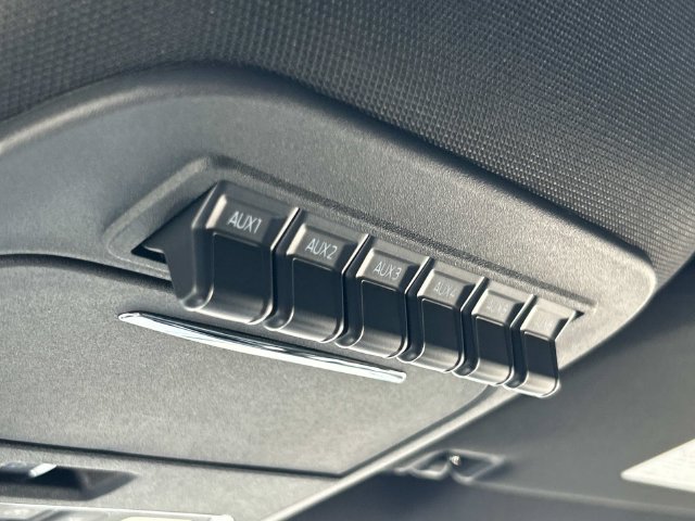 New 2026 Ford F250 Platinum AWD/4WD image 33