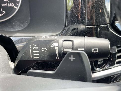 Used 2025 Nissan Pathfinder SV AWD/4WD image 32