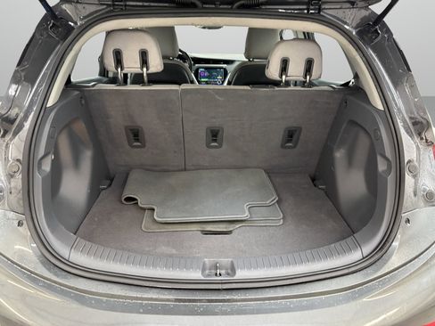 Used 2020 Chevrolet Bolt LT image 8