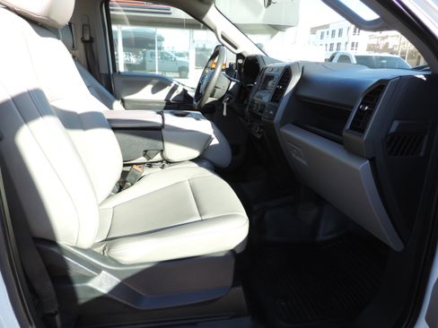 Used 2022 Ford F350 XL w/ Power Equipment Group image 15