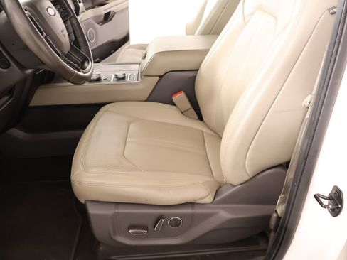 Used 2019 Ford Expedition Limited w/ Equipment Group 302A image 12