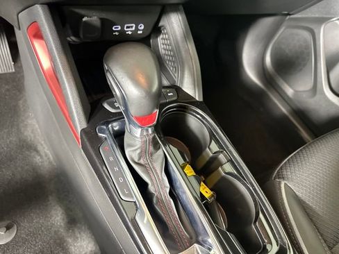 Used 2023 Chevrolet TrailBlazer RS w/ Sun and Liftgate Package image 19