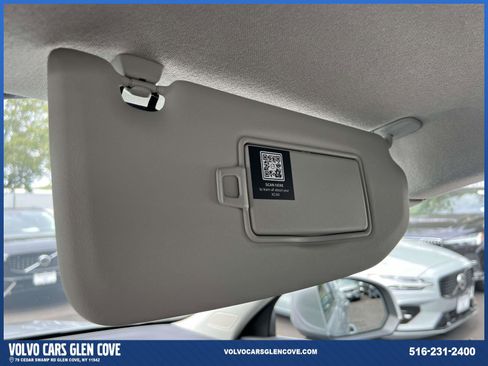 Certified 2025 Volvo XC40 B5 Ultra w/ Protection Package Premier image 34