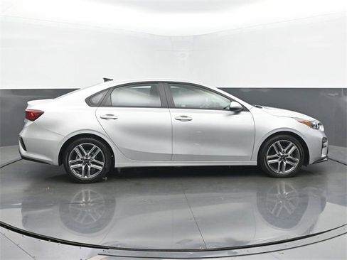 Used 2019 Kia Forte S image 6