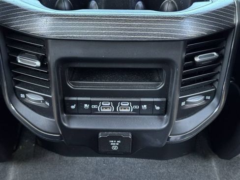 Used 2021 RAM 1500 Limited AWD/4WD image 30