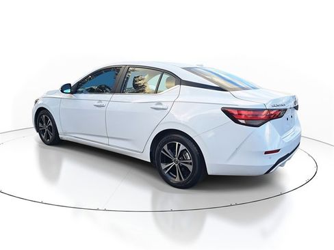 Used 2022 Nissan Sentra SV w/ Trunk Package image 4