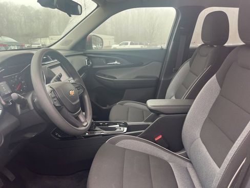 Used 2023 Chevrolet TrailBlazer LT image 11