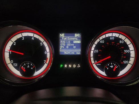 Used 2017 Dodge Grand Caravan GT FWD image 23