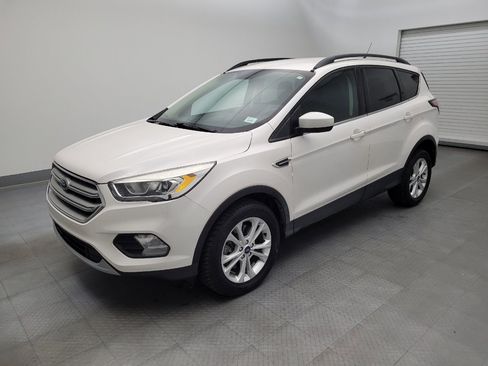 Used 2018 Ford Escape SEL image 2