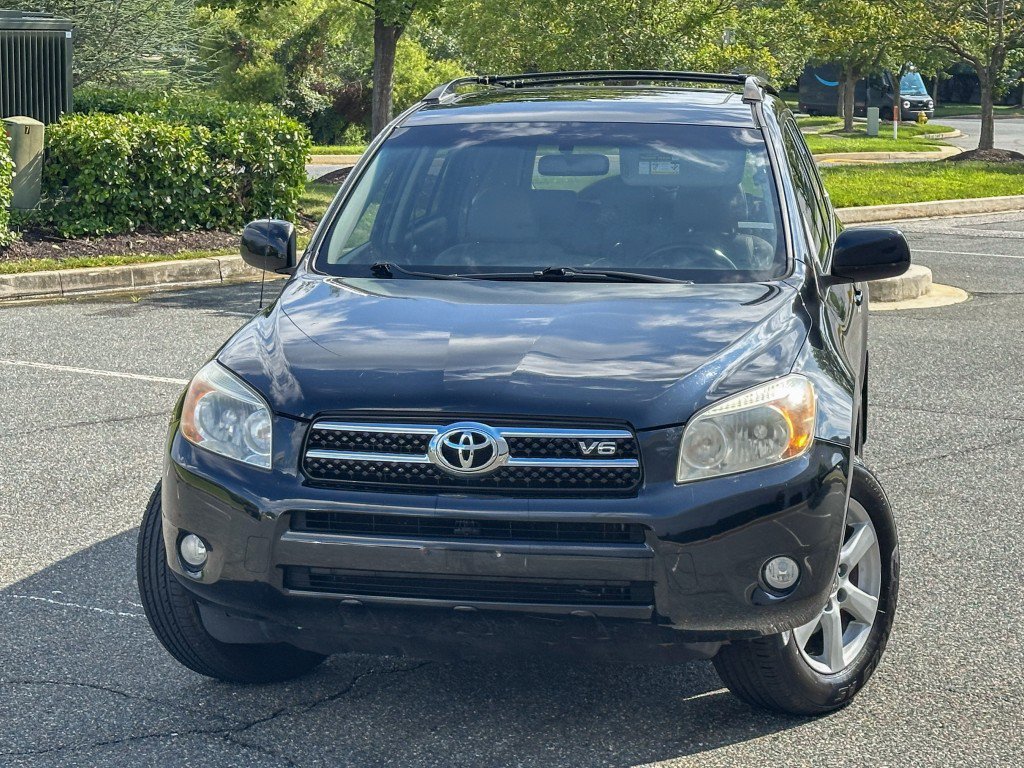Used 2007 Toyota RAV4 Limited w/ Tow Prep Pkg AWD/4WD image 4