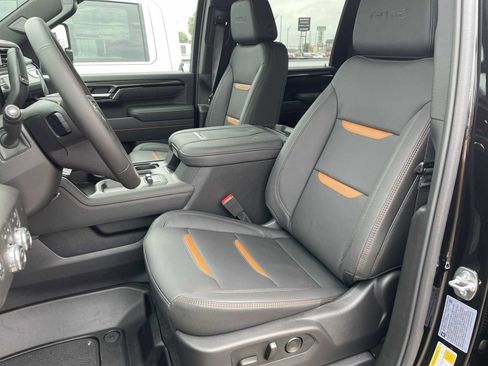 New 2026 GMC Sierra 2500 AT4 AWD/4WD image 21