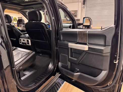 Used 2020 Ford F350 Lariat w/ Lariat Ultimate Package image 15