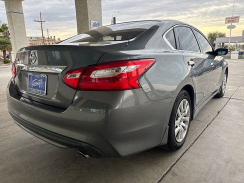 Used 2016 Nissan Altima 2.5 S w/ Power Driver Seat Package image 5