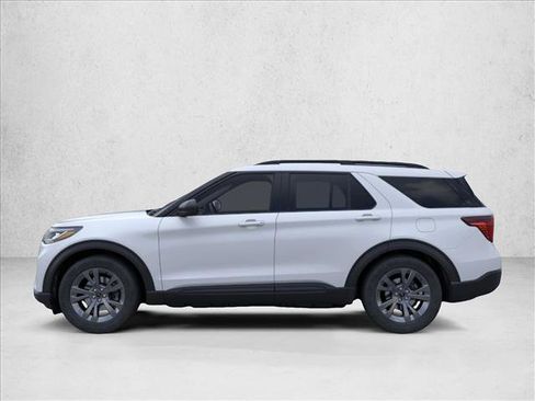 New 2026 Ford Explorer Active AWD/4WD image 3