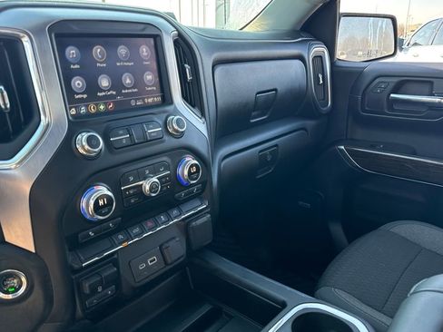 Used 2020 GMC Sierra 1500 Elevation w/ Elevation Value Package image 24